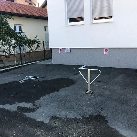 ZiviniceFlat Stan Mesa Selimovic公寓 外观 照片